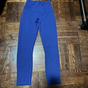 Wunder Train Contour Fit High-Rise
Crop 23"